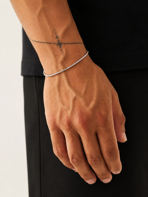 The Line Bracelet - Silver
