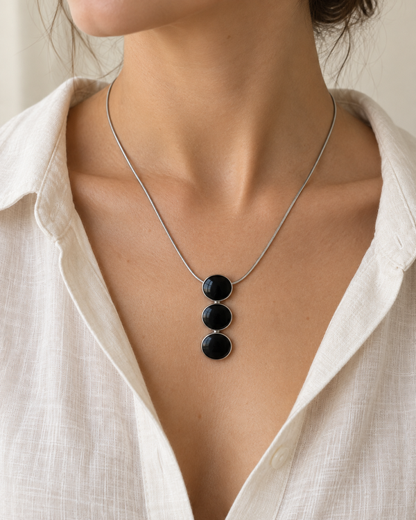 Collar Eclipse – Negro y Plateado