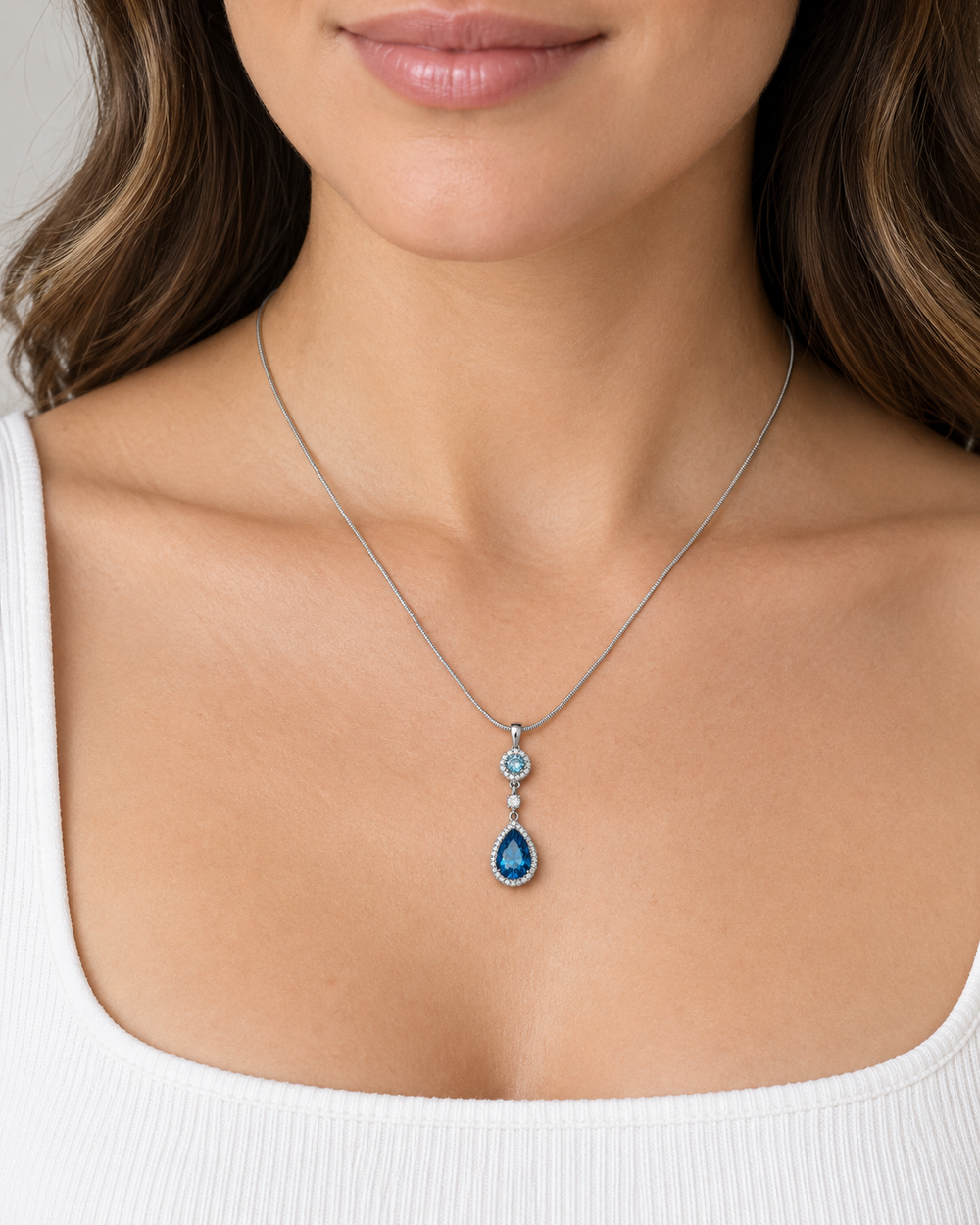Collar Blue Drop